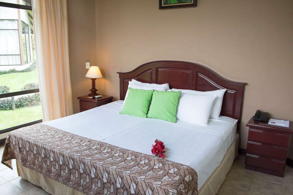 Hotel Montana De Fuego Resort And Spa La Fortuna Ruang foto