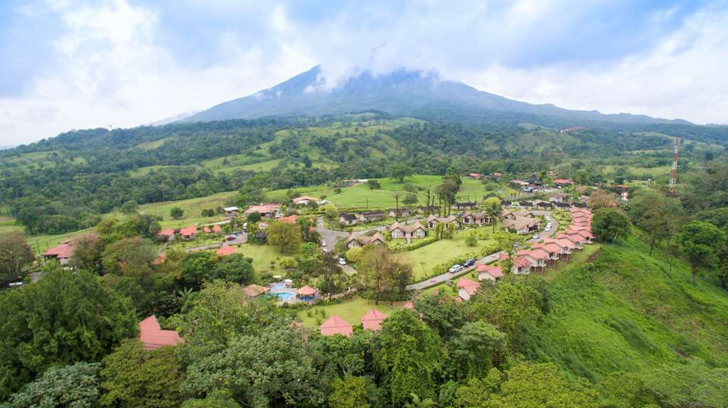 Hotel Montana De Fuego Resort And Spa La Fortuna Bagian luar foto