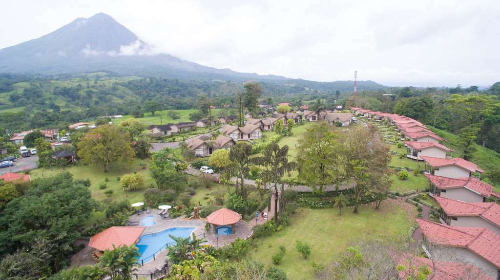 Hotel Montana De Fuego Resort And Spa La Fortuna Bagian luar foto